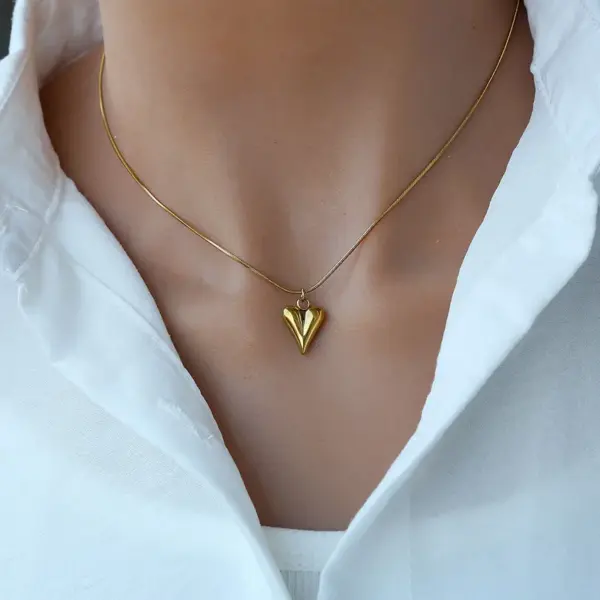 Wholesale Jewelry IG Style Basic Exaggerated Heart Shape 304 Stainless Steel Cuban Link Chain Curb Chain Necklace Choker