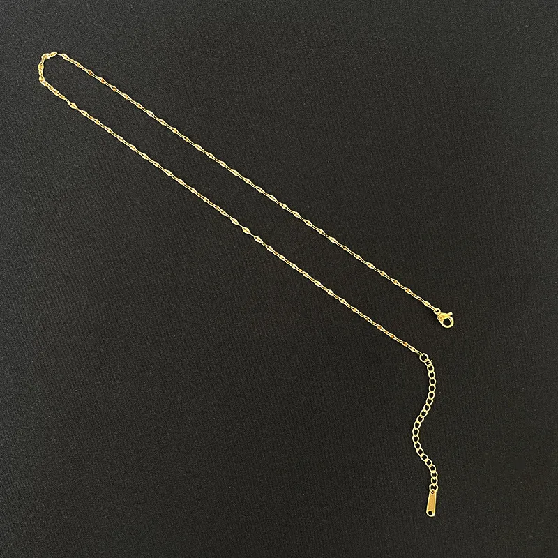 Wholesale Titanium Steel 18K Gold Plated Vintage Style Geometric Solid Color Necklace