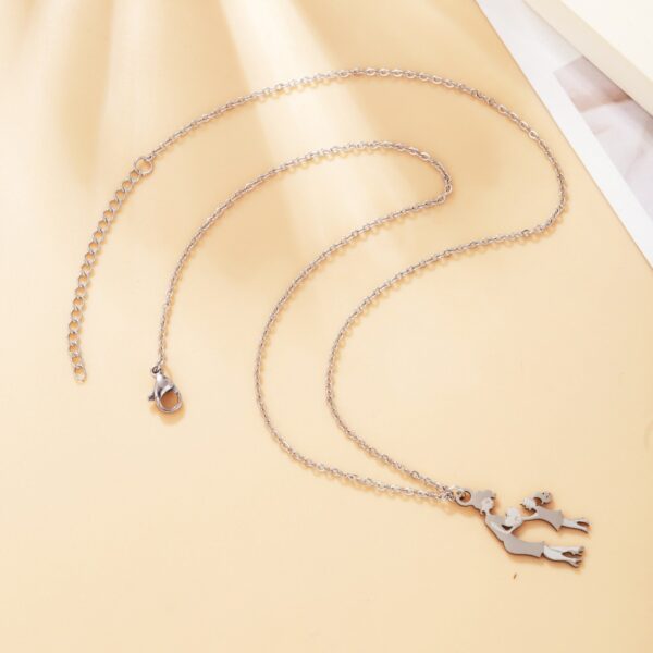 Wholesale Cross-border European and American New Fashion Simple Mother's Day Necklace Creative Mother's Daughter Gift Pendant Necklace Jewelry