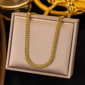 23 [Ah239] Woven Necklace / Gold