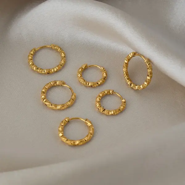 PVD Coated Real Gold Plated 18K Gold Twist 304 Stainless Steel IG Style Preppy Style Streetwear Waterproof Non Tarnish Hoop Earrings