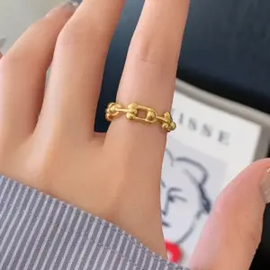 Gold / No. 7