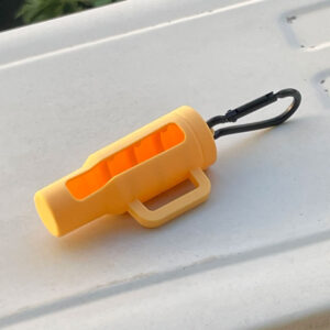 Protective case + carabiner/yellow cup