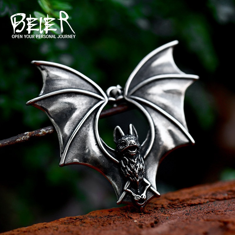 Wholesale Cross-Border Exrt Punk Style Stainless Steel Pendant Wholesale New Retro Dark Bat Titanium Steel Necklace Pendant