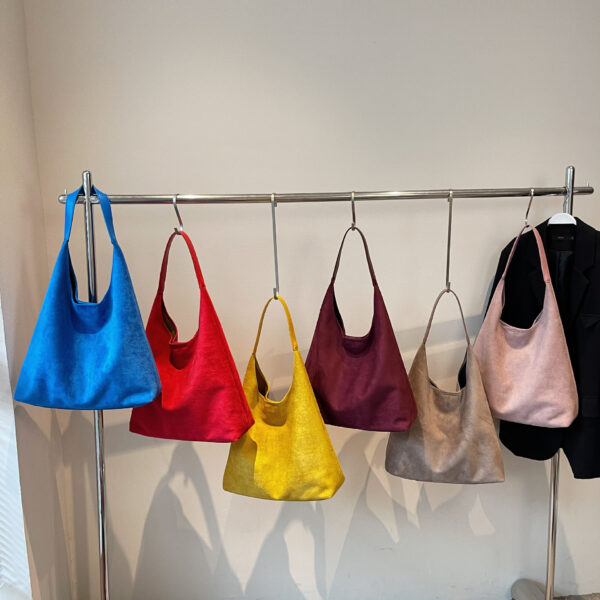 oly-a59ee3234746e6e26139109639425eea Wholesale Large capacity bag, multi-colored suede tote bag, unique shoulder bag