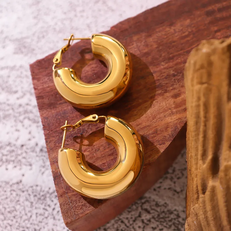 Wholesale PVD Coated Real Gold Plated 18K Gold U Shape 304 Stainless Steel Fashion Waterproof Non Tarnish Earrings