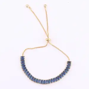 Stretch Sapphire Blue / 18K