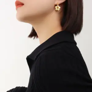 Gold Flower Earrings
