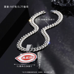 Silver (pendant + chain)