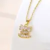 Wholesale Water Plating Vacuum Real Gold Plated 18K Round Heart Shape Snowflake 304 Stainless Steel Titanium Vintage Style Waterproof Non Tarnish 201 Pendant Necklace