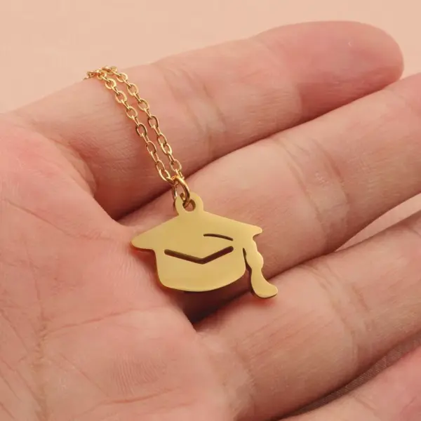 PVD Coated Real Gold Plated Solid Color 304 Stainless Steel Simple Style Classic Style Waterproof Non Tarnish 304 Stainless Steel Pendant Necklace