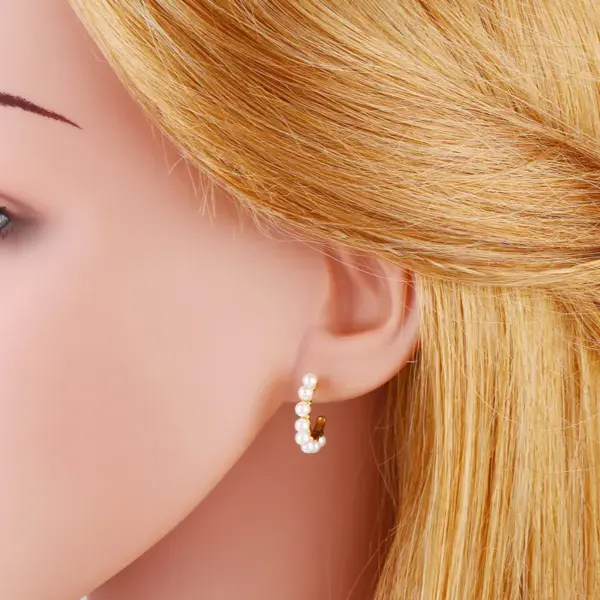 Wholesale Fashion Pearl C-shaped Copper Inlaid Zircon Earrings Wholesale
