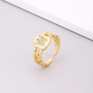 W Letters Ring / Adjustable Opening