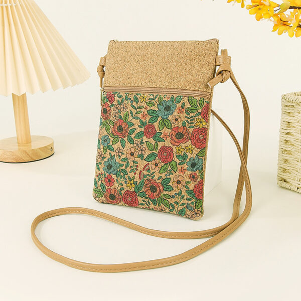 Wholesale Popular Bohemian Style Cork Mobile Phone Storage Bag Women's Crossbody Bag Shoulder Strap Adjustable Travel Souvenir