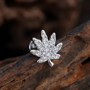 3367 Silver / Ear Studs