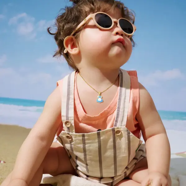 Wholesale PVD Coated Real Gold Plated 18K Gold Rainbow Crown Bow Knot 201 Stainless Steel IG Style Cartoon Style Cute Waterproof Non Tarnish 201 Stainless Steel Lobster Trigger Clasp Closure Pendant Necklace