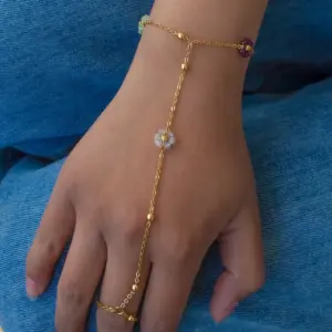 Mixed Color Flowers / 18k