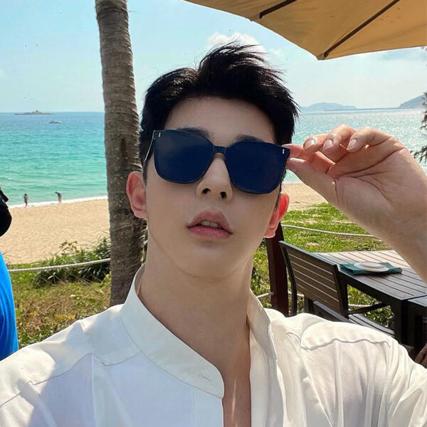 Wholesale Mi Nail Sunglasses Men's Driving Sunglasses 2022 New Fashionable Internet Celebrity Women's Anti-UV Sunglasses