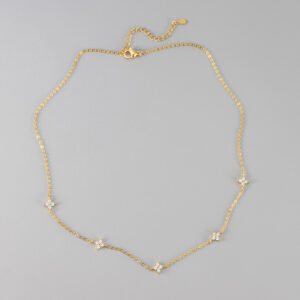 Clover necklace/yellow gold / copper