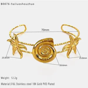 Gold Conch Bracelet / One Size