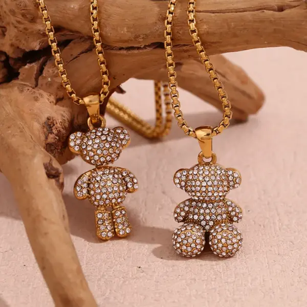 Wholesale 304 Stainless Steel Bear PVD Coated Rhinestones 18K Real Gold Plated Simple Style Classic Style Waterproof Non Tarnish Plating Inlay White Gold Pendant Necklace