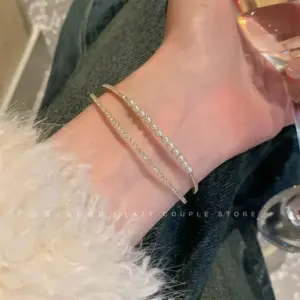 S676 Gold