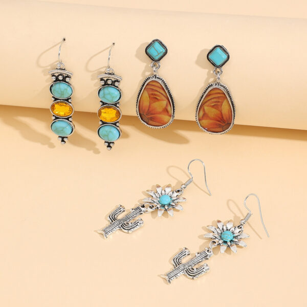 Wholesale Ethnic Feng Shui Rhinestone Western Cactus Turquoise Earrings