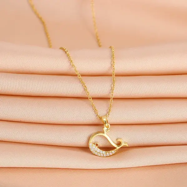 Wholesale Copper 18K Gold Plated Cute Plating Hollow Out Inlay Whale Zircon Pendant Necklace