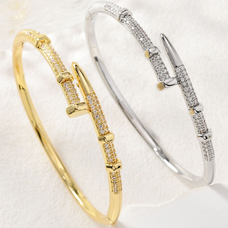 Wholesale 2025 New Cross-Border High-End Luxury Zirconia Bangle, Fashionable Diamond-Studded Open Bangle Jewelry