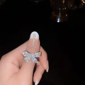 43# Ring--Silver Bow (Real Gold Plating)