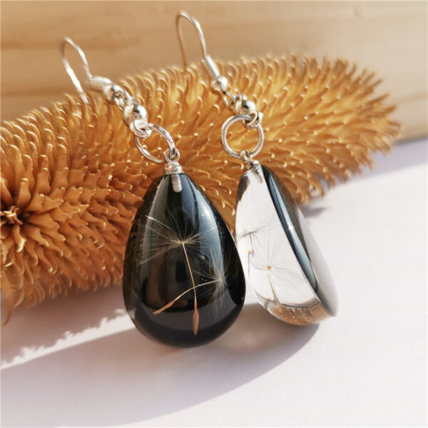 Wholesale Cross-Border Resin Glue Dandelion Dried Flower Earrings European and American Dried Flower Earrings Accessible Luxury High-End Summer