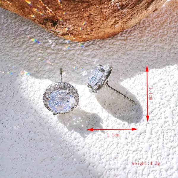 Wholesale 1 Pair Modern Style Geometric Titanium Steel Zircon Ear Studs