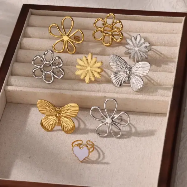 PVD Coated Real Gold Plated 18K Gold Heart Shape Flower Butterfly 304 Stainless Steel Sweet IG Style Waterproof Non Tarnish Rings