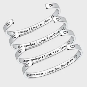Wholesale Fashion C Shape Letter Stainless Steel Bangle