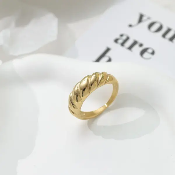 Wholesale Jewelry Retro Stripe Solid Color 304 Stainless Steel Gold Plated Plating Rings