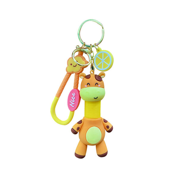 Wholesale Cartoon retractable giraffe doll children's toy creative car keychain couple schoolbag pendant gift