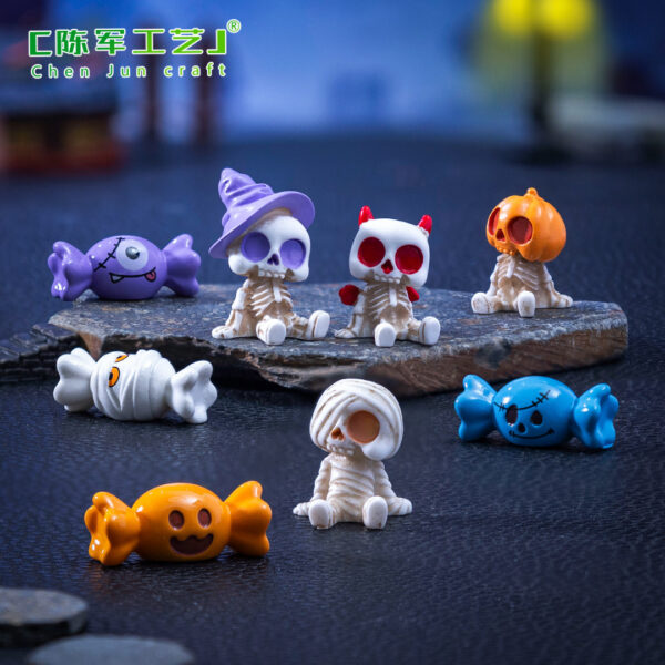 Wholesale Halloween Candy Pumpkin Skull Doll Decorations