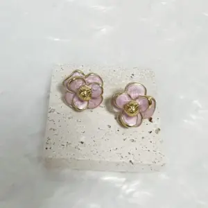 Pink / One Size
