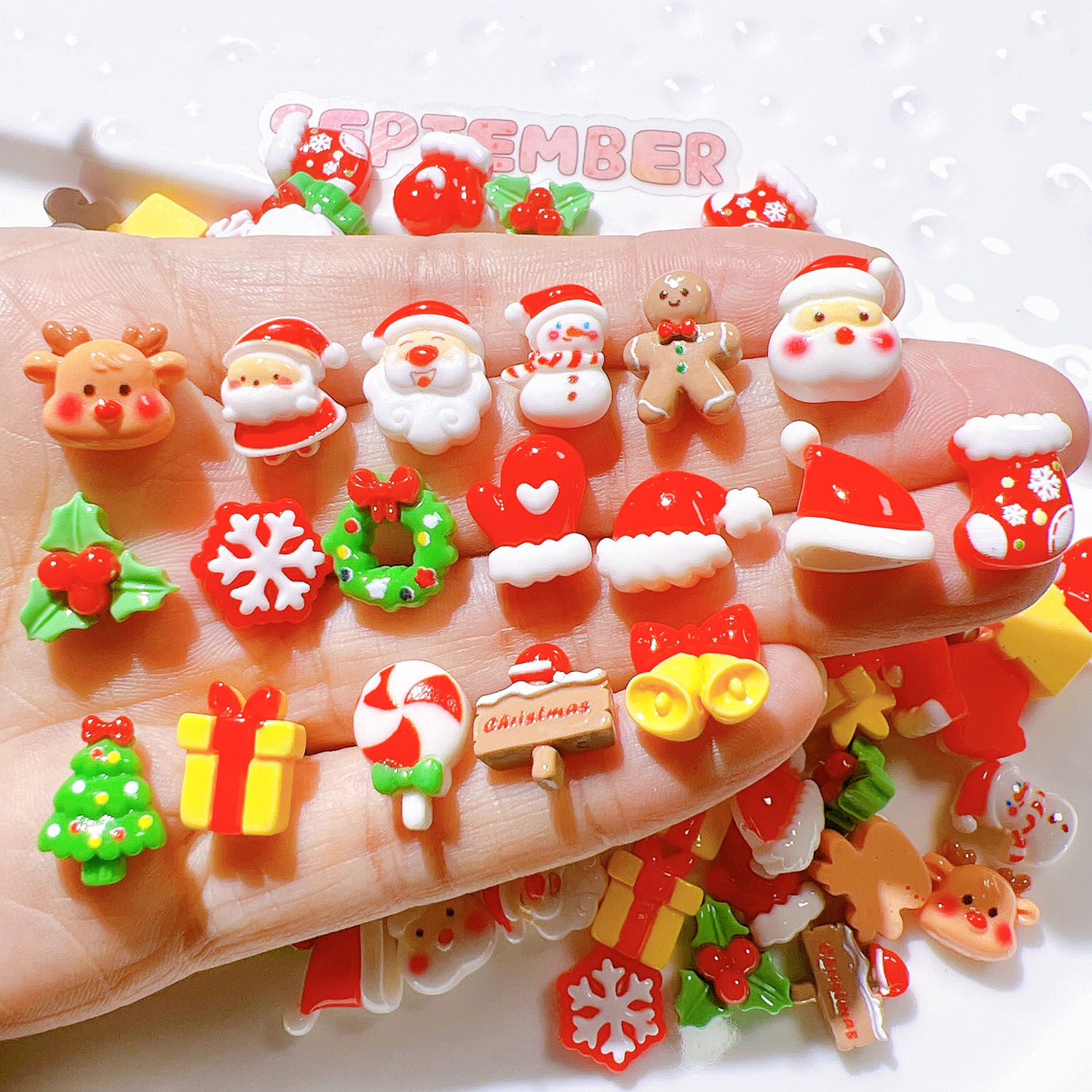 Wholesale Christmas resin aessories wholesale DIY handmade materials
