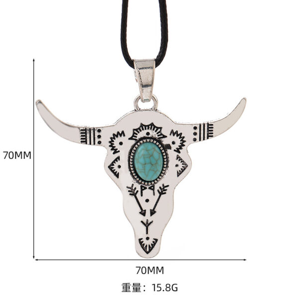Wholesale Cross-border hot-selling European and American trend retro turquoise cow head pendant simple horseshoe sweater chain accessories