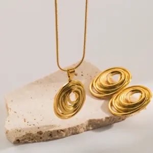 Wholesale Jewelry IG Style Simple Style Round Solid Color 304 Stainless Steel 18K Gold Plated Hollow Out Jewelry Set