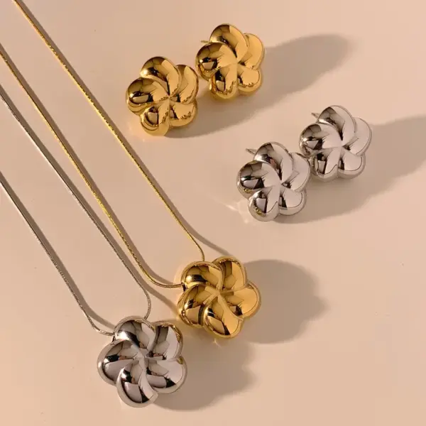 PVD Coated Real Gold Plated 16K Gold White Gold Plated Gold Plating Flower 304 Stainless Steel Casual Sweet Waterproof Non Tarnish Earrings Necklace