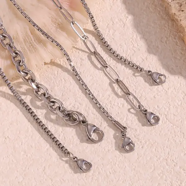 Wholesale 304 Stainless Steel Oval PVD Coated 18K Real Gold Plated Simple Style Classic Style Waterproof Non Tarnish Silver Anklet