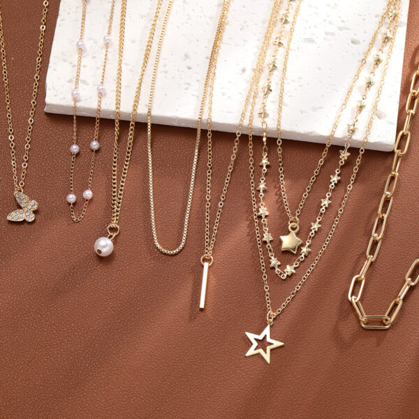 Wholesale Europe and the United States cross-border new fashion five-pointed star butterfly simple necklace chain women's necklace suit Yiwu