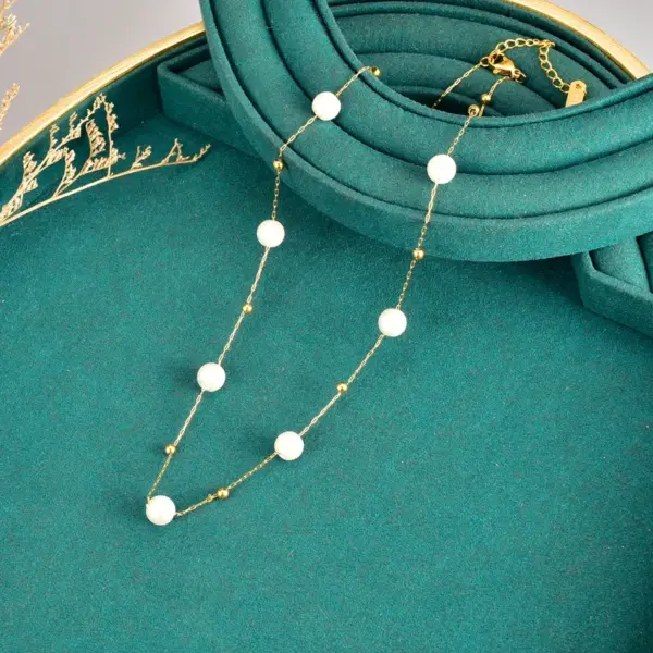 Wholesale 304 Stainless Steel Round PVD Coated Artificial Pearls 18K Real Gold Plated Elegant Waterproof Non Tarnish Beaded Necklace