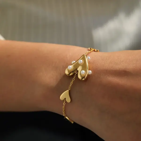 Wholesale 18K Gold Plated 304 Stainless Steel Vacuum Electroplating (In Furnace) Imitation Pearl Heart-Shaped Flat Snake Chain Cable Chain/Cross Chain/O Chain Jewelry Set For Women Valentine's Day