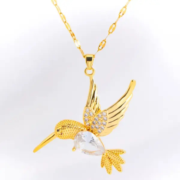 Wholesale Stainless Steel 18K Gold Plated Vintage Style Plating Inlay Bird Rhinestones Zircon Pendant Necklace