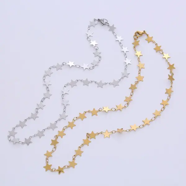 PVD Coated 18K Gold Plated Star 304 Stainless Steel Simple Style Waterproof Non Tarnish 304 Stainless Steel Choker