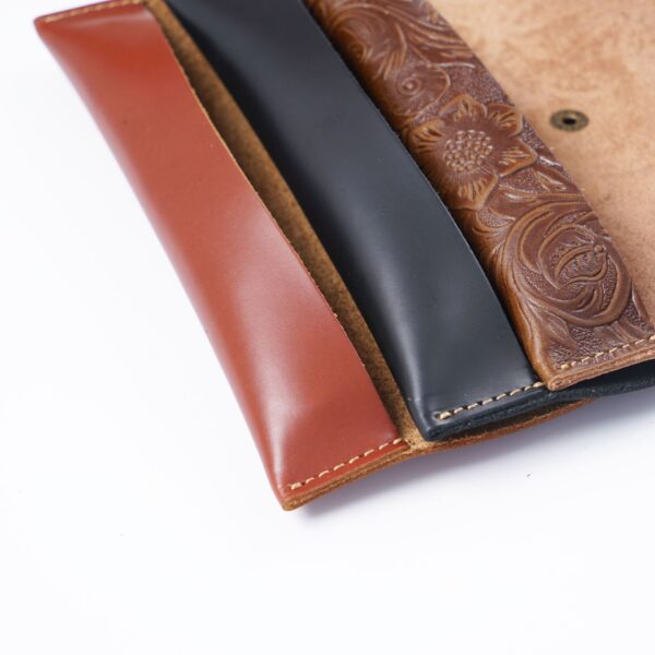 oly-a98d1e3783dbef8c167c2f0348f8cd69 Wholesale Literary retro leather roller shutter fountain pen cowhide pencil case