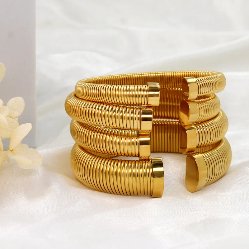 Wholesale PVD Coated 18K Gold Real Gold Plated Solid Color 304 Stainless Steel Simple Style Classic Style Waterproof Non Tarnish 304 Stainless Steel B